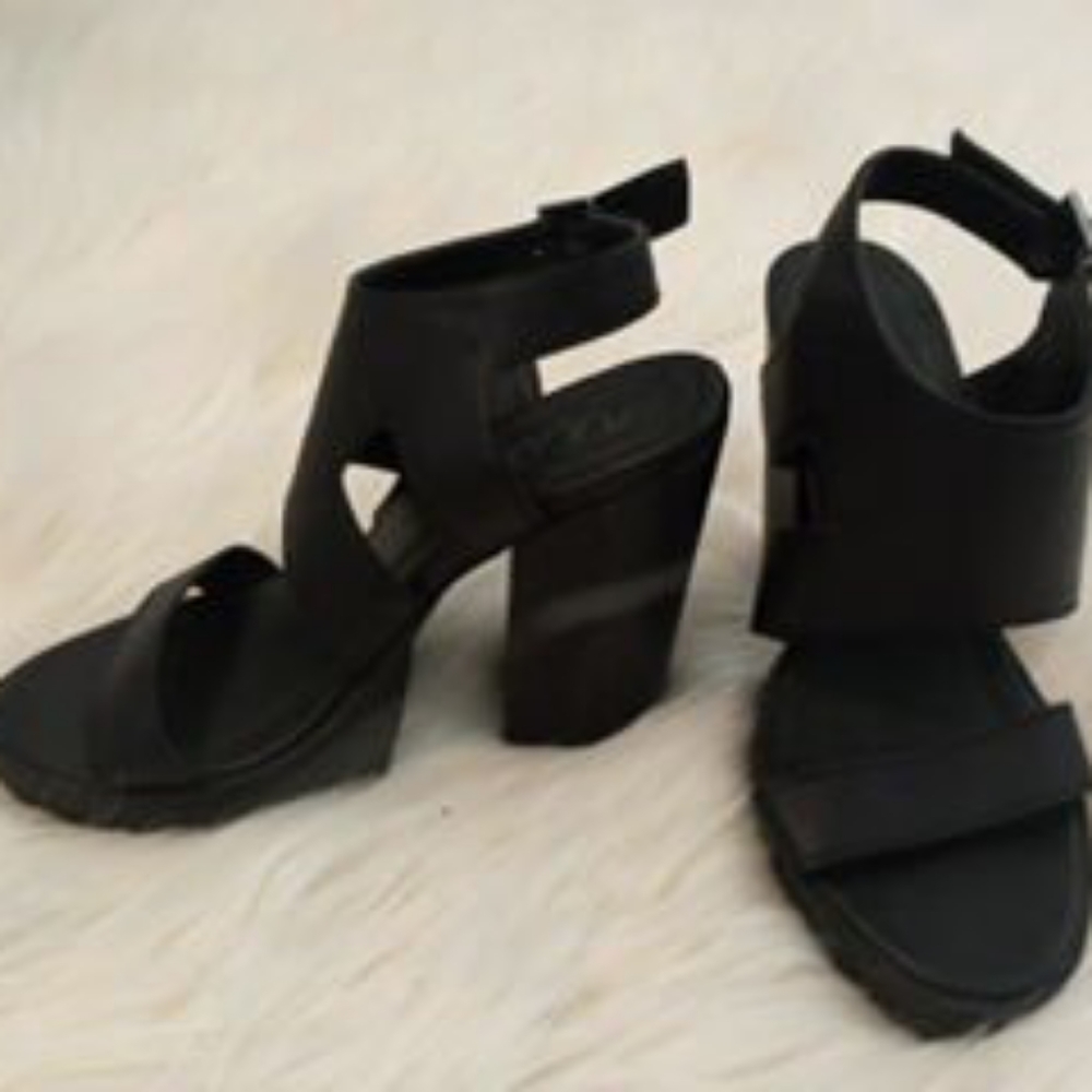 Black heels